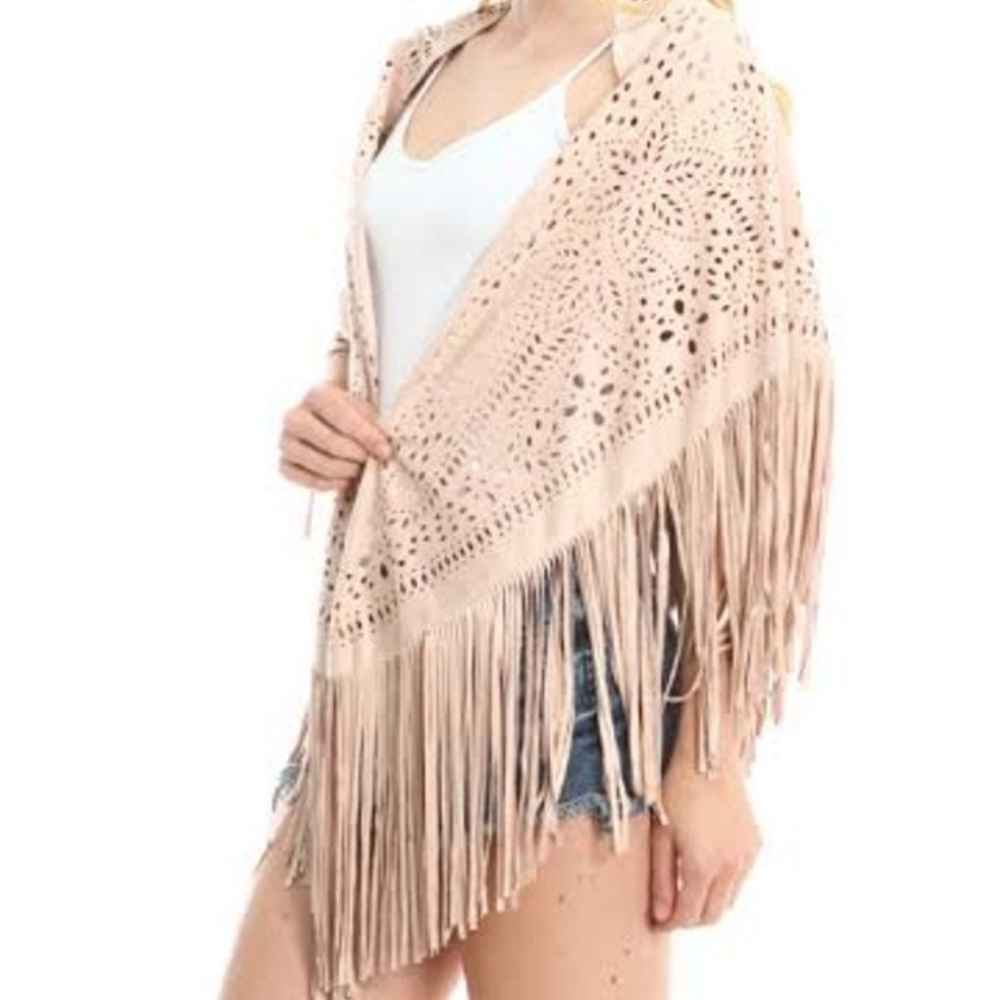 Carapace Blush Shrug